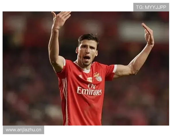 鲁本·迪亚斯：从本菲卡新星到世界级中卫的跃迁