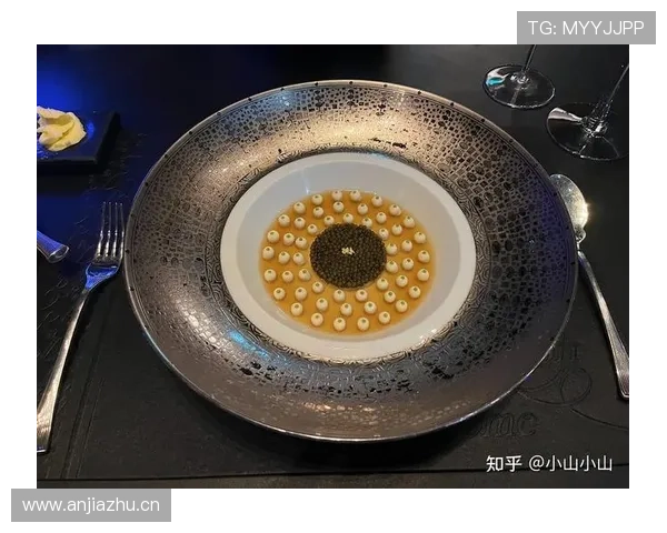 程语轩训练完直接打车去米其林三星，这日子过得跟偶像剧男主似的