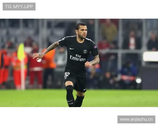 阿尔维斯与菲尔福德在边后卫推进频率上出现分化趋势